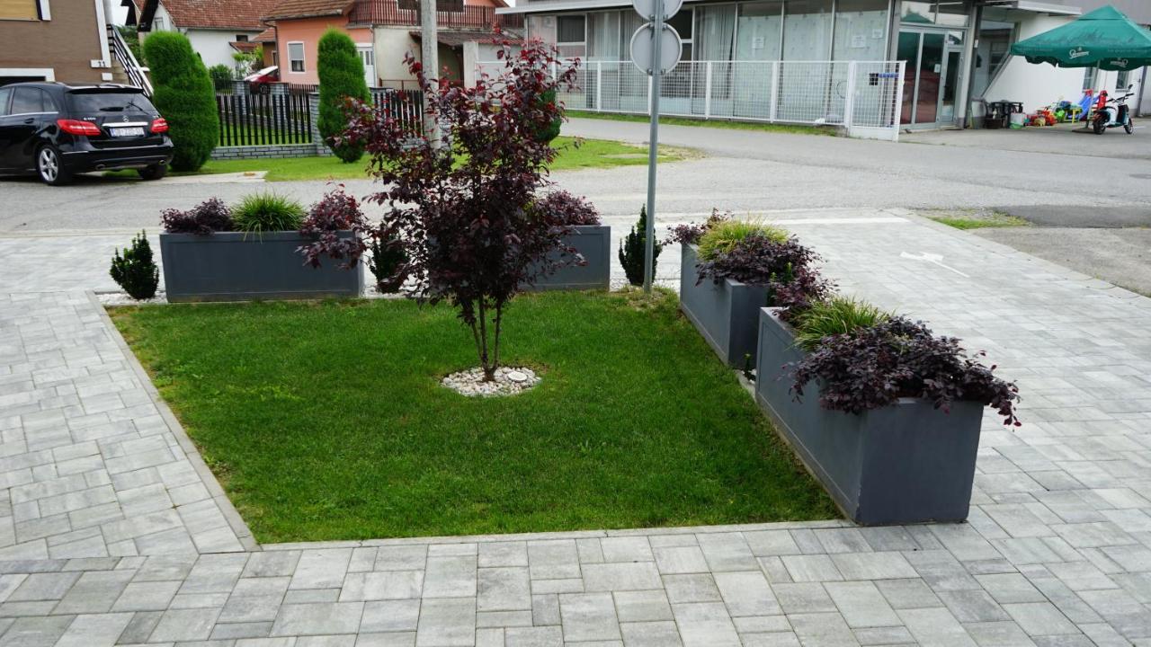 Roomsb Slavonski Brod Extérieur photo